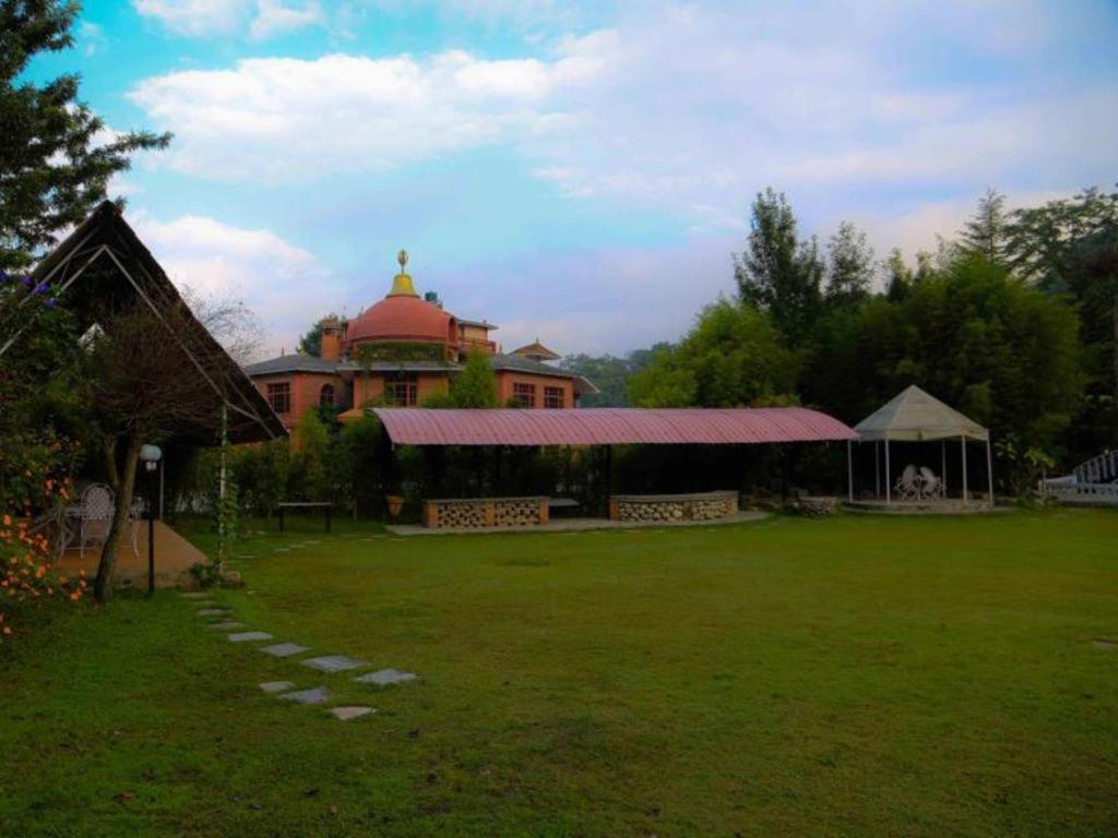 Grand Norling Hotel'S Resort Kathmandu Esterno foto
