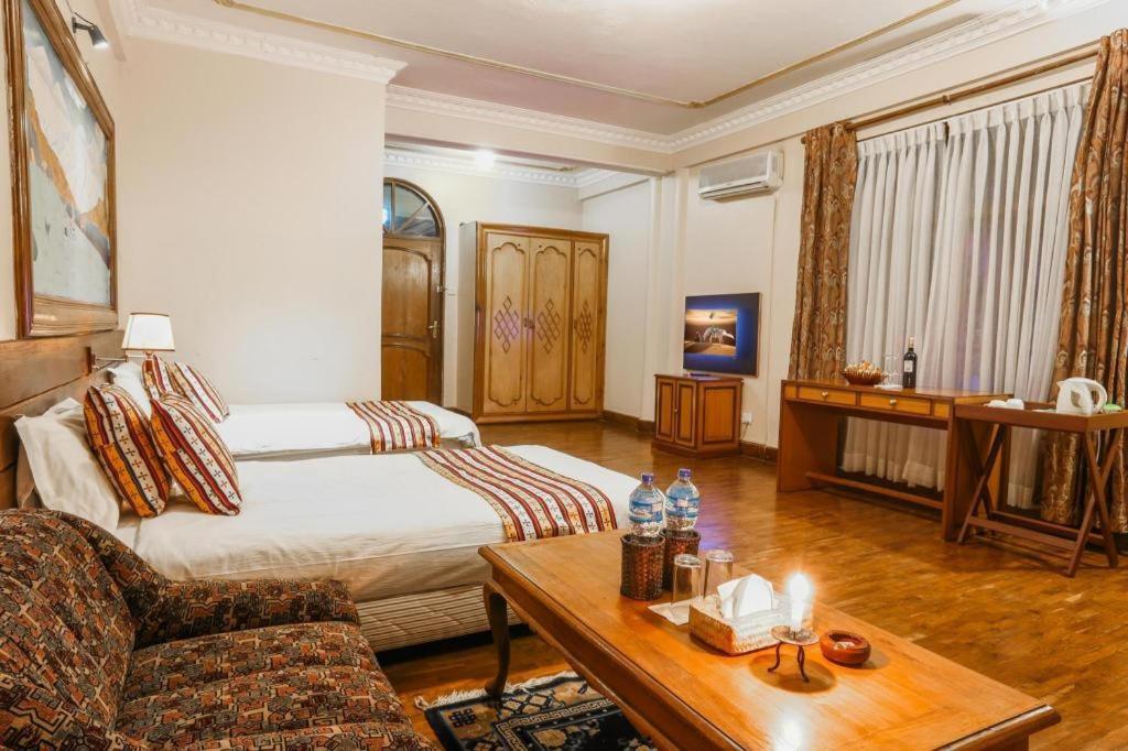 Grand Norling Hotel'S Resort Kathmandu Esterno foto