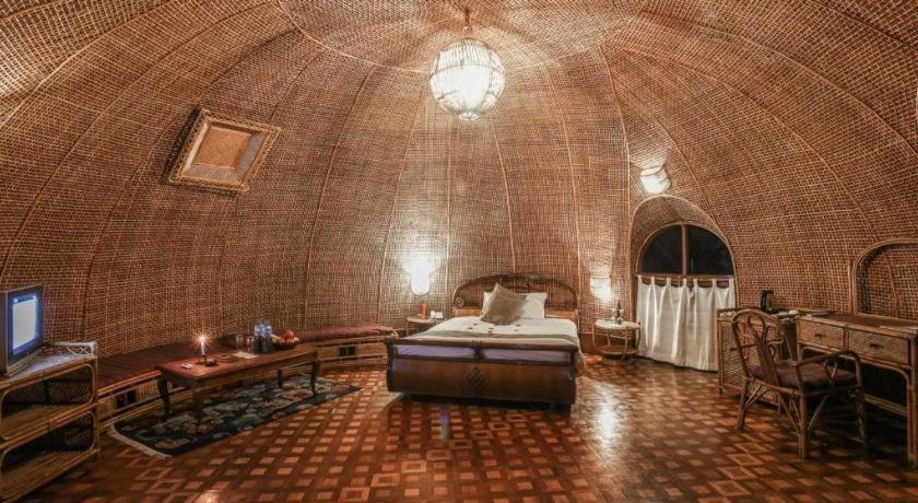 Grand Norling Hotel'S Resort Kathmandu Esterno foto