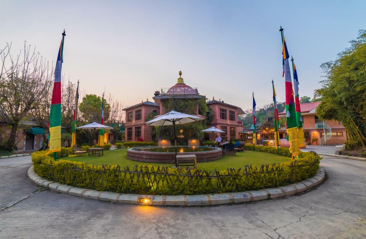 Grand Norling Hotel'S Resort Kathmandu Esterno foto